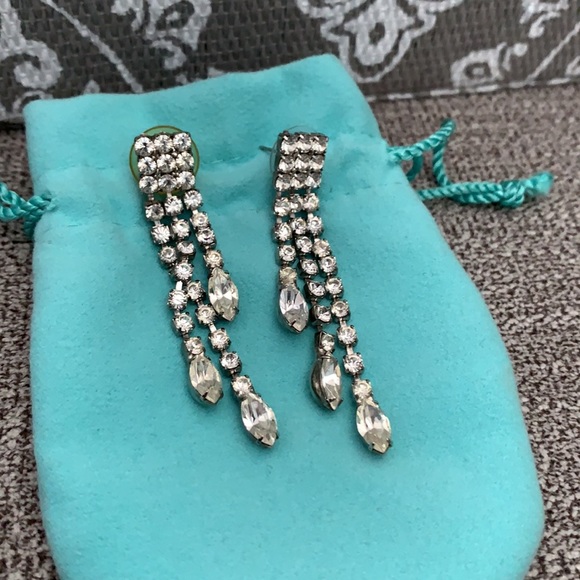 Elegant Evening Earrings - Picture 3 of 4